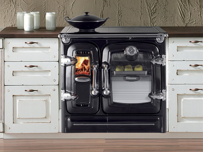 KITCHEN STOVES